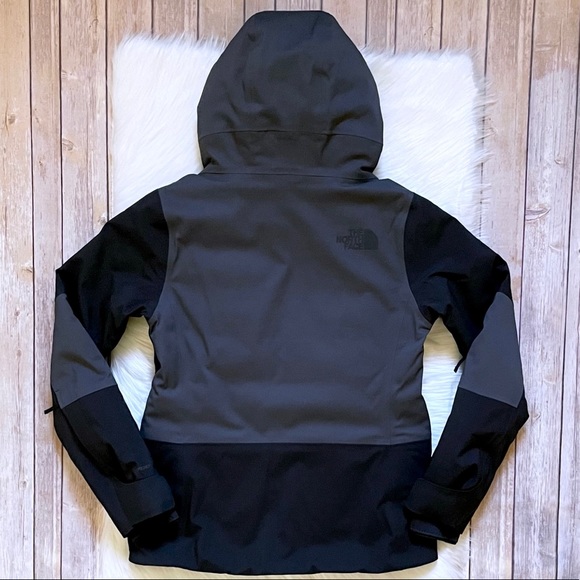 The North Face Women’s DMTR FUTURELIGHT Down Ski Jacket In TNF Black - Picture 10 of 13